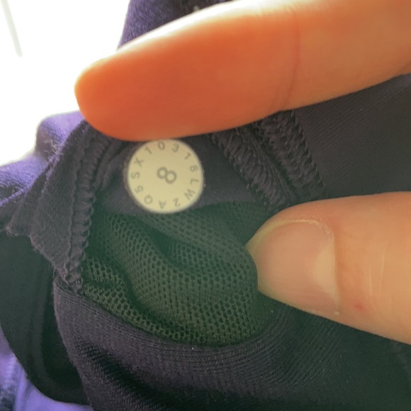 LuLu Lemon sports bra - Picture 4 of 4